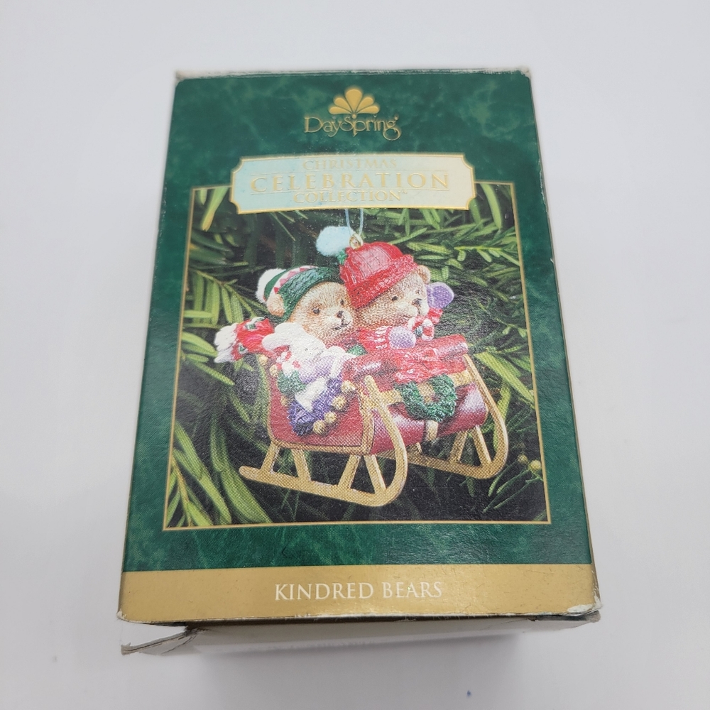 Dayspring Christmas Celebration Collection  Kindred Bears.  Vintage 2000